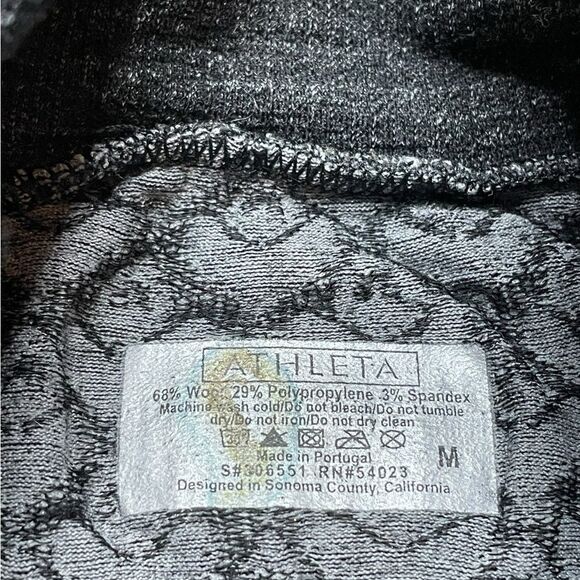 ATHLETA Diamond Peak Half Zip Wool Blend Long Sleeve Shirt Size Medium - Picture 8 of 8